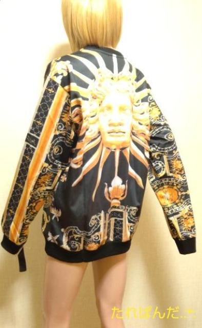 新品タグ付☆AOSHILONG☆特大F☆光沢てろAフォトプリ柄トップスT211☆3点で即落 < 女性ファッション  新品タグ付☆AOSHILONG☆特大F☆光沢てろAフォトプリ柄トップスT211☆3点で即落 < 女性ファッションの