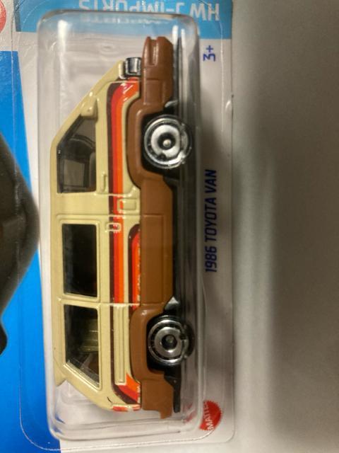 ホットウィール・1986トヨタ バン アイボリー(他も出品中) < ホビー  ホットウィール・1986トヨタ バン アイボリー(他も出品中) < ホビーの