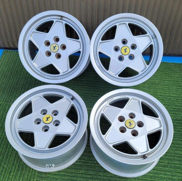 【 希少 】フェラーリ 純正 OZレーシング製 33-P3 / 33-A3 テスタロッサ 16インチ 8J +34.2 10J < 自動車/バイク 【 希少 】フェラーリ 純正 OZレーシング製 33-P3 / 33-A3 テスタロッサ 16インチ 8J +34.2 10J < 自動車/バイク