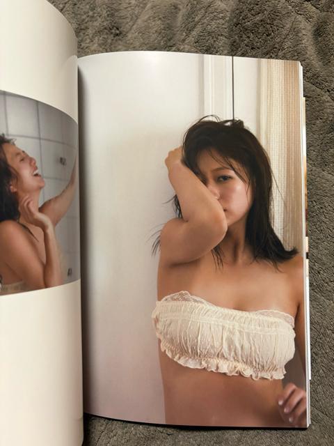 タンス整理品 書籍 元AAA 伊藤千晃さん 写真集 開封済み < タレントグッズ  タンス整理品 書籍 元AAA 伊藤千晃さん 写真集 開封済み < タレントグッズの