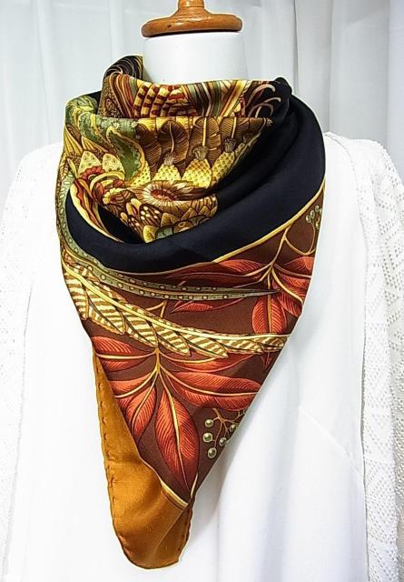 500~X^KiiSalvatore Ferragamo T@g[tFKVN唻XJ[t85~85cm^Ȃj  uh 