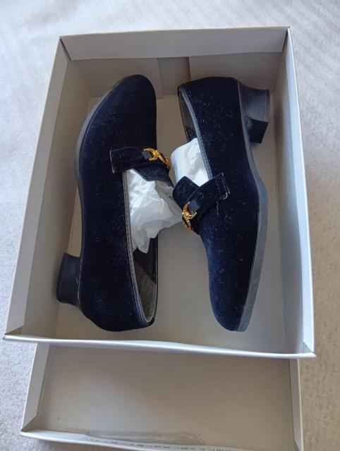  pvX  @ fB[X@24.0@ ubN @@~́@@ ~cE}  t@bV 