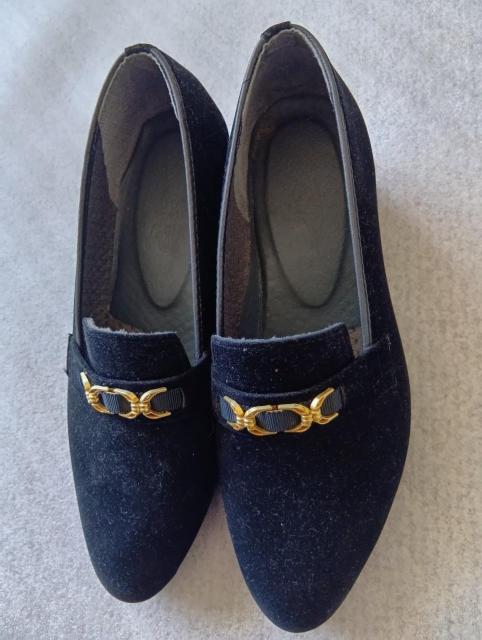  pvX  @ fB[X@24.0@ ubN @@~́@@ ~cE}  t@bV 