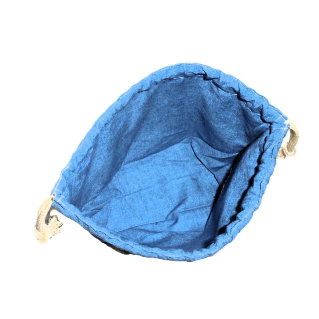 【底マチ幅が広い巾着】◆ふわふわぽわぽわ白猫・マーガレット×ブルー地◆ < 女性ファッション 【底マチ幅が広い巾着】◆ふわふわぽわぽわ白猫・マーガレット×ブルー地◆ < 女性ファッションの