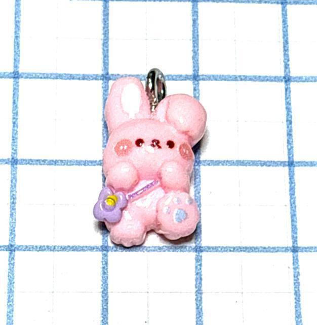 5298 ピンク色のポシェットのうさぎちゃん 2個 樹脂パーツ アクセサリーチャーム ウサギ < ペット/手芸/園芸 5298 ピンク色のポシェットのうさぎちゃん 2個 樹脂パーツ アクセサリーチャーム ウサギ < ペット/手芸/園芸の