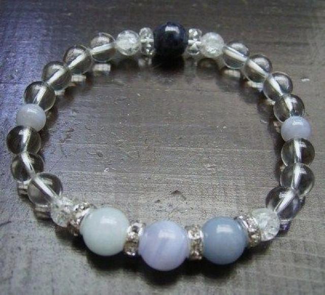 アクアマリンxブルーレースxエンジェライトブレスレット < 女性アクセサリー/時計 アクアマリンxブルーレースxエンジェライトブレスレット < 女性アクセサリー/時計の