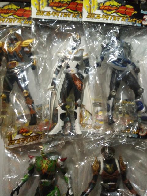 仮面ライダー 龍騎(コレクタブル ソフビ 3) 5種セット:開封 < ホビー  仮面ライダー 龍騎(コレクタブル ソフビ 3) 5種セット:開封  < ホビーの
