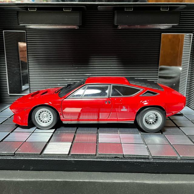 激レア絶版新品 京商 1/18 ランボルギーニ ウラッコ ラリー レッド < ホビー  激レア絶版新品 京商 1/18 ランボルギーニ ウラッコ ラリー レッド < ホビーの