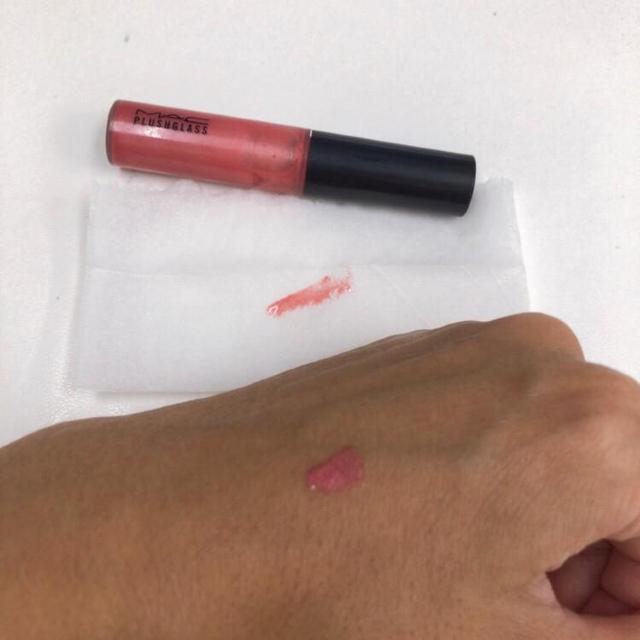 ◆MAC/マック◆PLUSH GLASSプッシュガラス★定番グロス*BIG KISS*カプサイシン入り♪ < ブランド ◆MAC/マック◆PLUSH GLASSプッシュガラス★定番グロス*BIG KISS*カプサイシン入り♪ < ブランドの