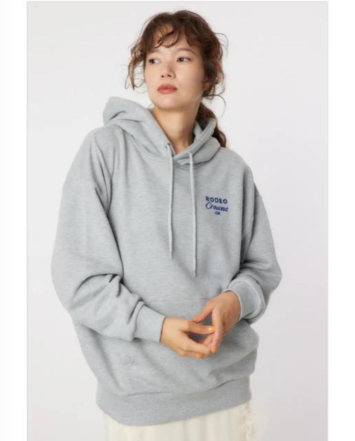 ロデオクラウンズ★ スプレーエンボスパーカー(グレー) < ブランド  ロデオクラウンズ★ スプレーエンボスパーカー(グレー) < ブランドの