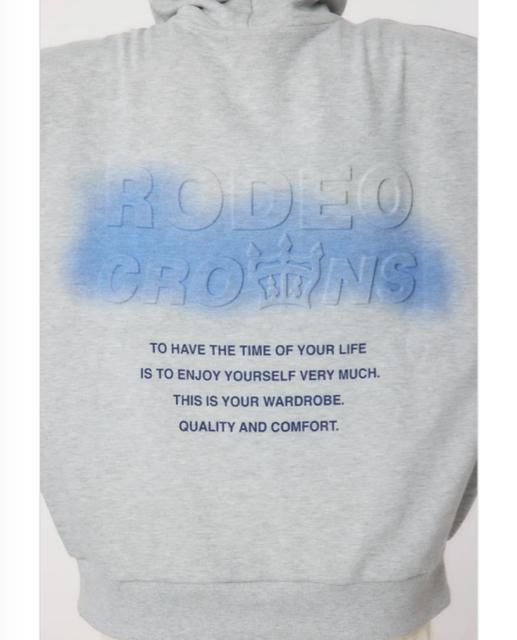 ロデオクラウンズ★ スプレーエンボスパーカー(グレー) < ブランド  ロデオクラウンズ★ スプレーエンボスパーカー(グレー) < ブランドの