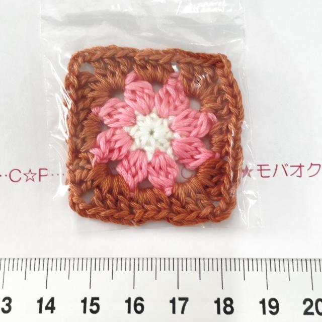 23*ハンドメイド♪お花のグラニースクエアモチーフ 11 < ペット/手芸/園芸 23*ハンドメイド♪お花のグラニースクエアモチーフ 11 < ペット/手芸/園芸の
