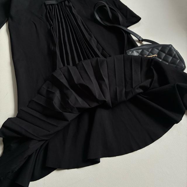 ◆美品◆33℃◆プリーツ使いスウェットロングワンピース◆黒ブラック◆マキシ丈◆ < 女性ファッション ◆美品◆33℃◆プリーツ使いスウェットロングワンピース◆黒ブラック◆マキシ丈◆ < 女性ファッションの