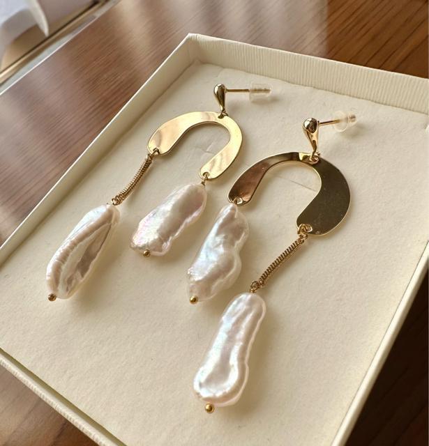 cuicuiパールゴールドピアス < 女性アクセサリー/時計 cuicuiパールゴールドピアス < 女性アクセサリー/時計の