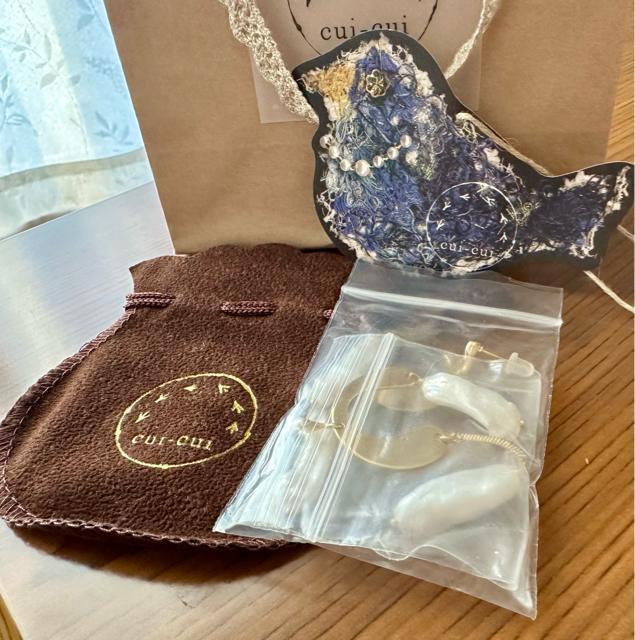 cuicuiパールゴールドピアス < 女性アクセサリー/時計 cuicuiパールゴールドピアス < 女性アクセサリー/時計の