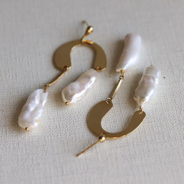 cuicuiパールゴールドピアス < 女性アクセサリー/時計 cuicuiパールゴールドピアス < 女性アクセサリー/時計の