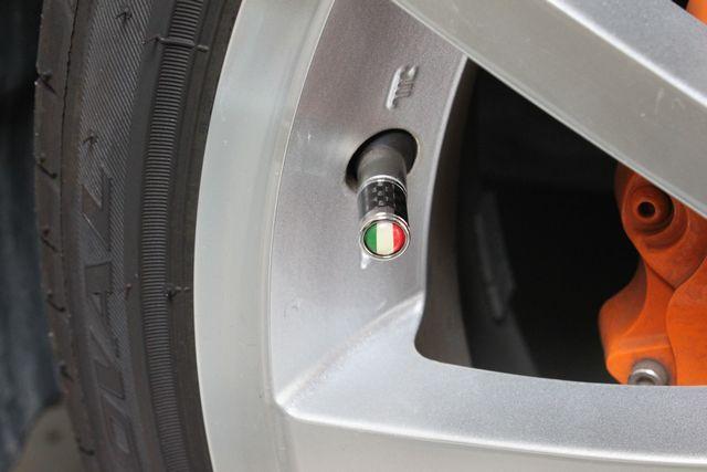 イタリア国旗柄エアバルブ カーボン調 トリコローレ 3色旗 < 自動車/バイク イタリア国旗柄エアバルブ カーボン調 トリコローレ 3色旗 < 自動車/バイク