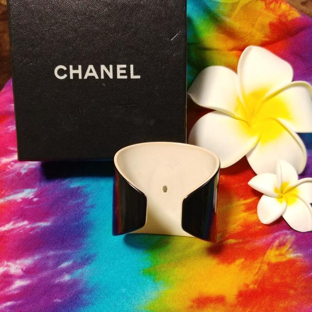 激レア(*´艸`)□CHANEL□シャネルCOCOロゴバングル < ブランド  激レア(*´艸`)□CHANEL□シャネルCOCOロゴバングル < ブランドの