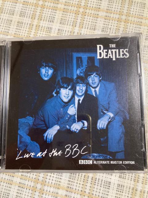 輸入盤 2枚組 THE BEATLES / Live at the BBC (ALTERNATE EDITION) < タレントグッズ  輸入盤 2枚組 THE BEATLES / Live at the BBC (ALTERNATE EDITION) < タレントグッズの