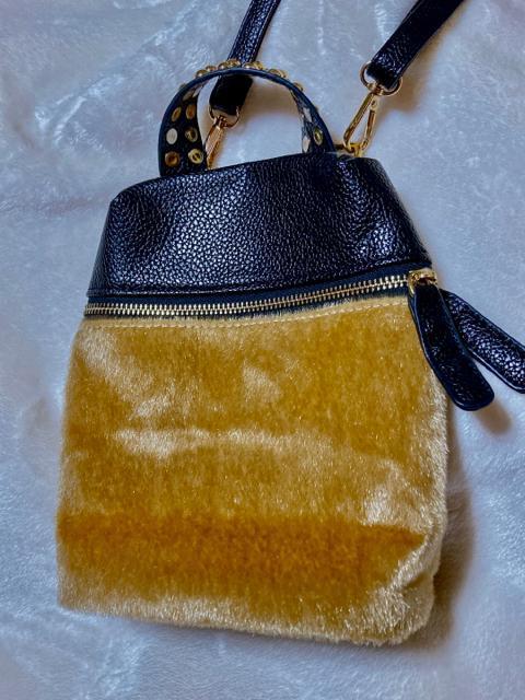 2way ファー フェイクレザー スタッツ ショルダーバッグ ハンドバッグ N2m < 女性ファッション  2way ファー フェイクレザー スタッツ ショルダーバッグ ハンドバッグ N2m < 女性ファッションの