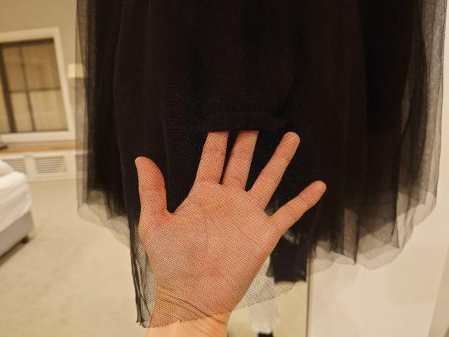 黒ニット長畑ワンピース 裾2重ネット Мサイズ < 女性ファッション  黒ニット長畑ワンピース 裾2重ネット Мサイズ < 女性ファッションの