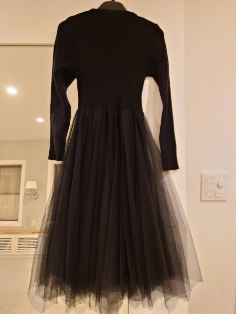 黒ニット長畑ワンピース 裾2重ネット Мサイズ < 女性ファッション  黒ニット長畑ワンピース 裾2重ネット Мサイズ < 女性ファッションの
