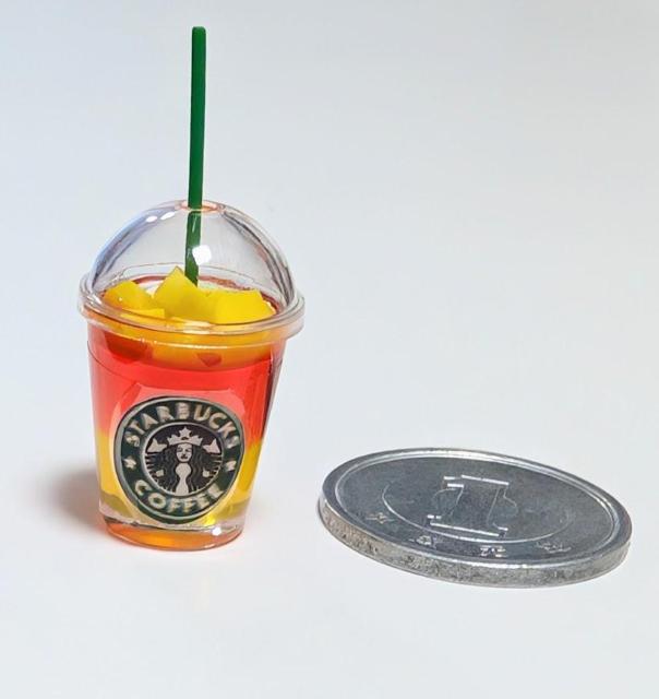 ミニチュア★スターバックス★マンゴージュース★果肉入り★ドールハウスにいかがですか♪ < おもちゃ  ミニチュア★スターバックス★マンゴージュース★果肉入り★ドールハウスにいかがですか♪  < おもちゃの