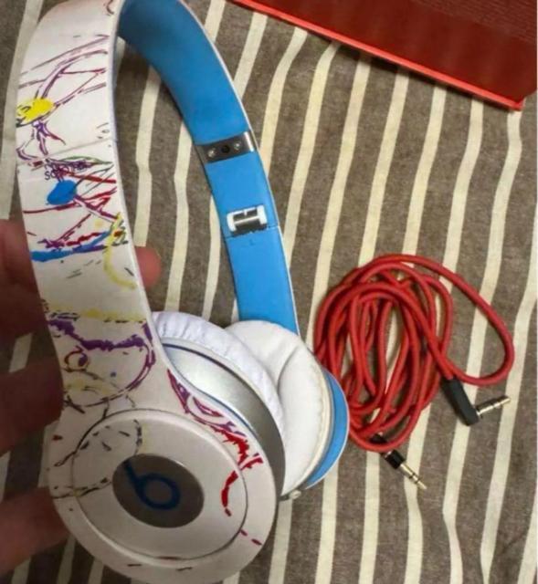 beats solo HD ヘッドホン ホワイト/マルチカラー < 家電/AV  beats solo HD ヘッドホン ホワイト/マルチカラー  < 家電/AVの