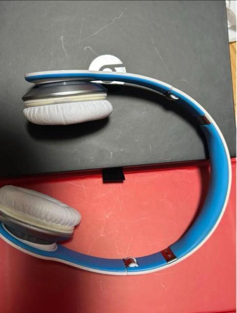 beats solo HD ヘッドホン ホワイト/マルチカラー < 家電/AV  beats solo HD ヘッドホン ホワイト/マルチカラー < 家電/AVの