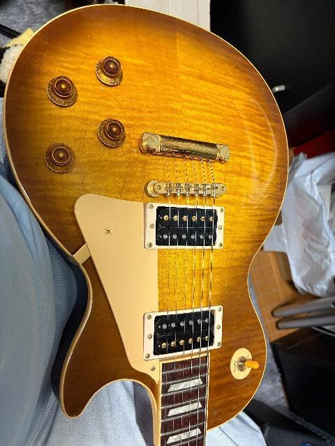 GibsonW~[yCWX|[M^[LHB  zr[ 