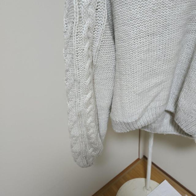 �^�[�g���l�b�N�j�b�g�Z�[�^�[ Luccica ���`�J �l�T�C�Y �O���[�@713 �� �u�����h�� 