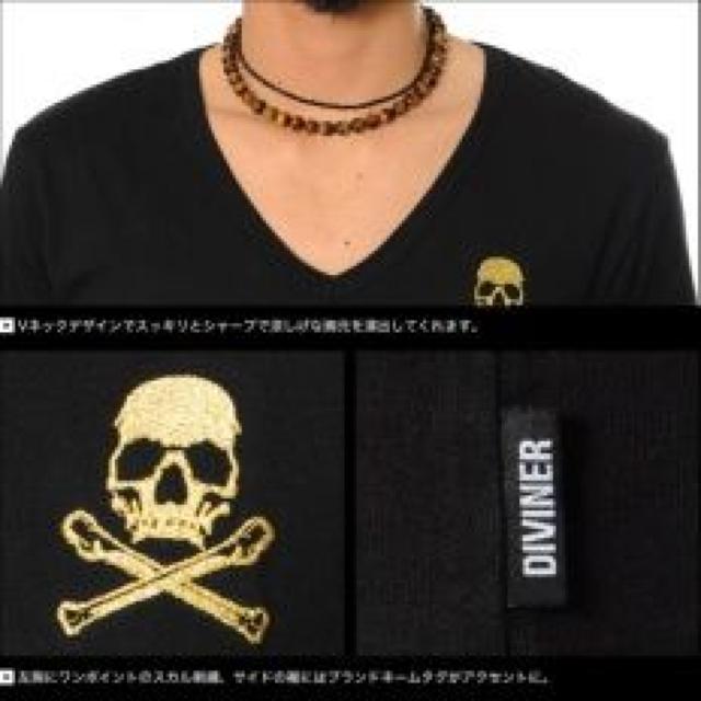 【DIVINER/ディヴァイナー】オラオラ♪スカル刺繍VネックTシャツ ブラック×ホワイト < 男性ファッション 【DIVINER/ディヴァイナー】オラオラ♪スカル刺繍VネックTシャツ ブラック×ホワイト < 男性ファッションの