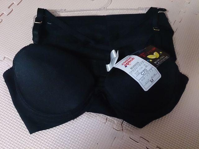 新品黒 C70とMサイズ 紐外れます < 女性ファッション  新品黒 C70とMサイズ 紐外れます  < 女性ファッションの