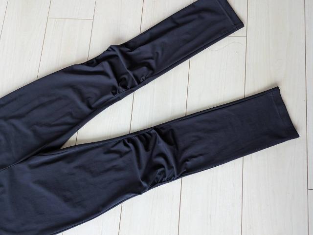 4298SHIZUKA KOMURO/コムロシズカ/パンツ/クシュクシュパンツ/脚が綺麗に見えるデザイン/ネイビー/40/新品 < ブランド  4298SHIZUKA KOMURO/コムロシズカ/パンツ/クシュクシュパンツ/脚が綺麗に見えるデザイン/ネイビー/40/新品 < ブランドの