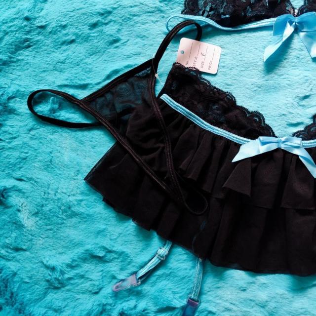 激エロ可愛ッ。。。ガーターベルト一体型ミニスカ付。。レースブラジャー&Tバック。。ランジェリーセット。。。 < 女性ファッション 激エロ可愛ッ。。。ガーターベルト一体型ミニスカ付。。レースブラジャー&Tバック。。ランジェリーセット。。。 < 女性ファッションの