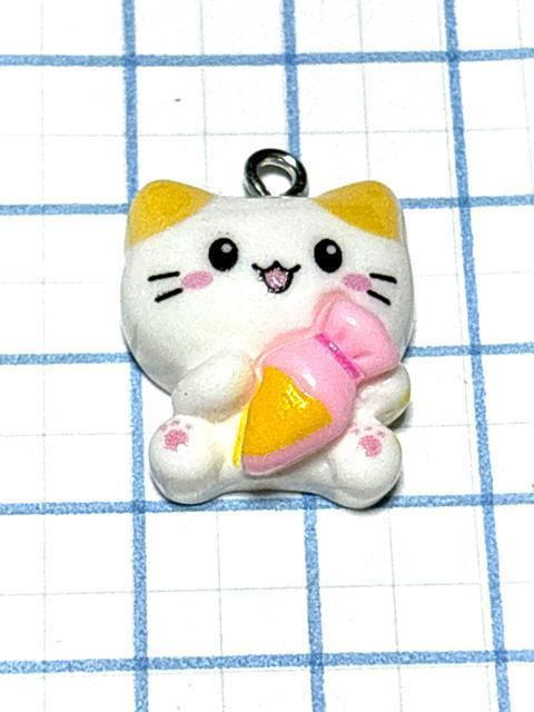 817 お料理ねこちゃん ホイップ 1個 樹脂パーツ アクセサリーチャーム 猫 ネコ < ペット/手芸/園芸 817 お料理ねこちゃん ホイップ 1個 樹脂パーツ アクセサリーチャーム 猫 ネコ < ペット/手芸/園芸の