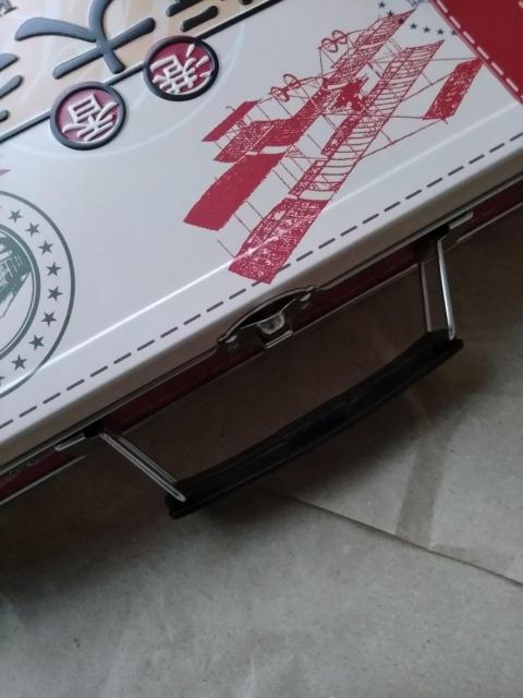 奇華餅家ケイワー ベーカリーKee Wah Bakery×香港海洋公園Ocean Park トランク缶 空き缶 < インテリア/ライフ  奇華餅家ケイワー ベーカリーKee Wah Bakery×香港海洋公園Ocean Park トランク缶 空き缶 < インテリア/ライフの