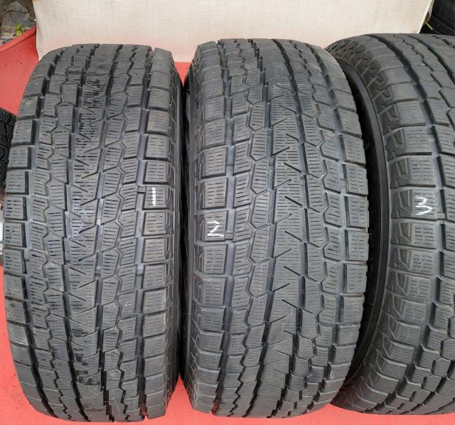 深いリムブリヂストン LIUFENG CV201 16インチ 8J ±0 PCD 139.7 6穴 ハブ110スタッドレスタイヤ付 < 自動車/バイク 深いリムブリヂストン LIUFENG CV201 16インチ 8J ±0 PCD 139.7 6穴 ハブ110スタッドレスタイヤ付 < 自動車/バイク