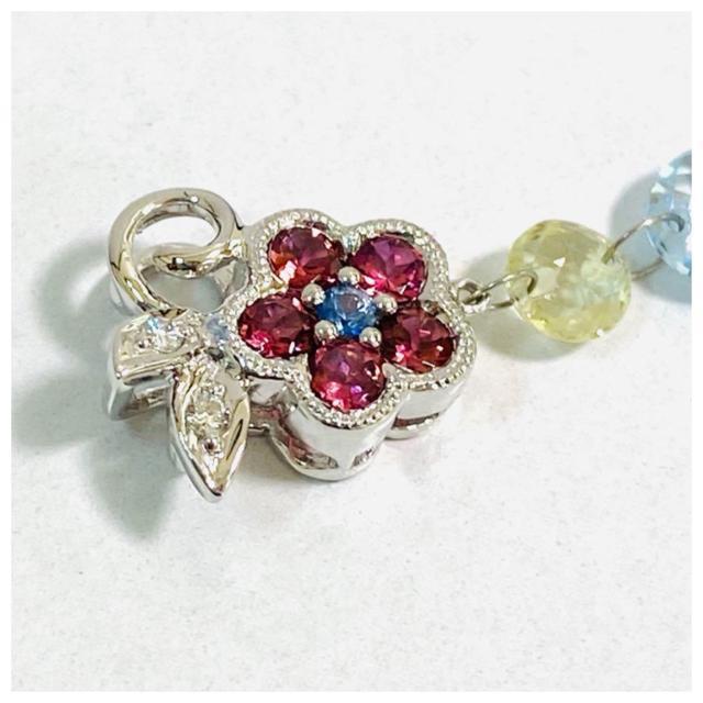 K18WG フラワーモチーフ ペンダントトップ 笠原真寿美 ダイヤモンド < 女性アクセサリー/時計 K18WG フラワーモチーフ ペンダントトップ 笠原真寿美 ダイヤモンド < 女性アクセサリー/時計の