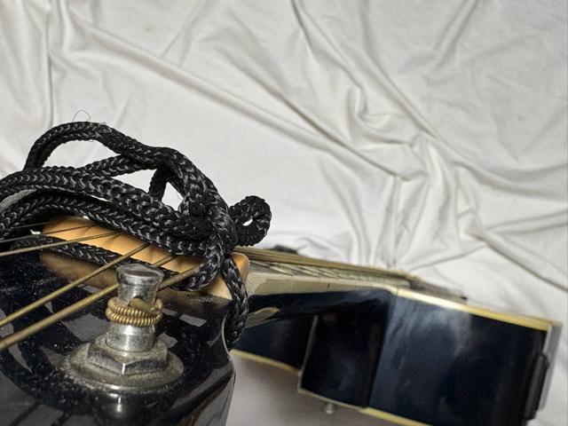 James エレアコギター JE40MB ストラップ付き良品1919-02-1 < ホビー James エレアコギター JE40MB ストラップ付き良品1919-02-1 < ホビーの