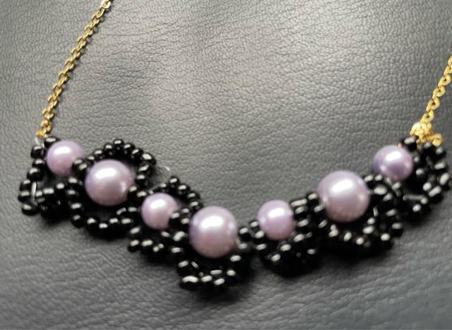 a7ビーズ編デザインネックレス < 女性アクセサリー/時計 a7ビーズ編デザインネックレス < 女性アクセサリー/時計の