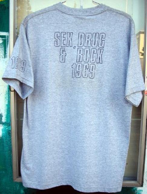 Sex Drug and Rock 1969 Tシャツ ロック レア < 男性ファッション  Sex Drug and Rock 1969 Tシャツ ロック レア  < 男性ファッションの