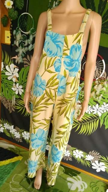 激カワッ(*σ>∀<)ハイビスカス柄♪オーバーオール□サロペット < 女性ファッション  激カワッ(*σ>∀<)ハイビスカス柄♪オーバーオール□サロペット  < 女性ファッションの