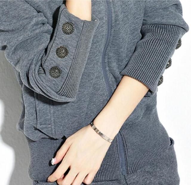 NEW★おしゃれデザイン★セットアップスエット★DG < 女性ファッション  NEW★おしゃれデザイン★セットアップスエット★DG < 女性ファッションの