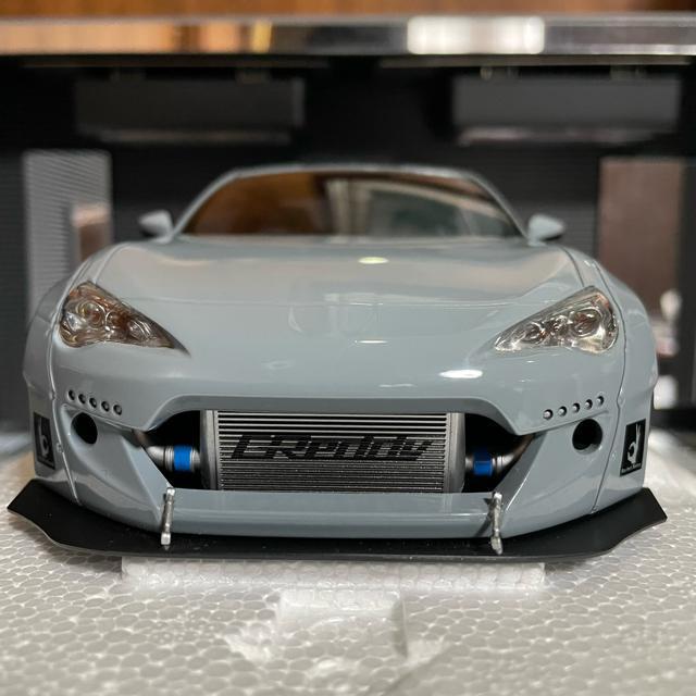 未展示品 オートアート1/18 ロケットバニー 86(コンクリート・グレー/ブラック・ホイール) < ホビー  未展示品 オートアート1/18 ロケットバニー 86(コンクリート・グレー/ブラック・ホイール) < ホビーの