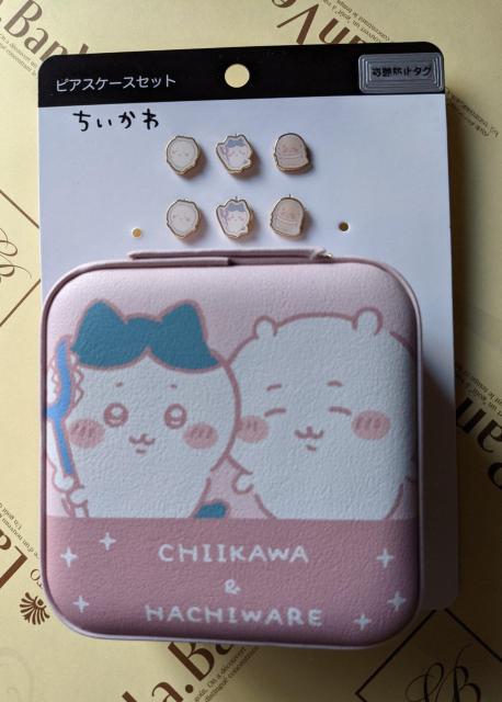 ちいかわ ピアスケースセット(ちいかわ ハチワレ ラッコ) < アニメ/コミック/キャラクター  ちいかわ ピアスケースセット(ちいかわ ハチワレ ラッコ)  < アニメ/コミック/キャラクターの