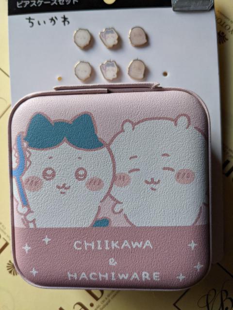ちいかわ ピアスケースセット(ちいかわ ハチワレ ラッコ) < アニメ/コミック/キャラクター  ちいかわ ピアスケースセット(ちいかわ ハチワレ ラッコ) < アニメ/コミック/キャラクターの