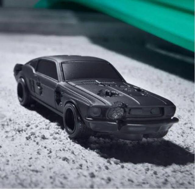 Hot Wheels Daniel Arsham Eroded Ford Mustang LAP4 ホットウィール アーシャム < ホビー  Hot Wheels Daniel Arsham Eroded Ford Mustang LAP4 ホットウィール アーシャム  < ホビーの