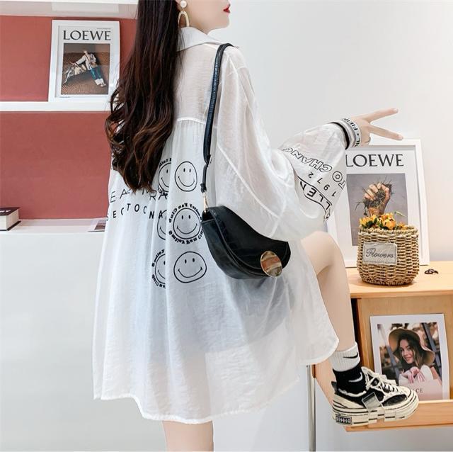 シースルー シャツカーディガン スマイル柄 前開き ホワイト 大きいサイズ < 女性ファッション シースルー シャツカーディガン スマイル柄 前開き ホワイト 大きいサイズ < 女性ファッションの