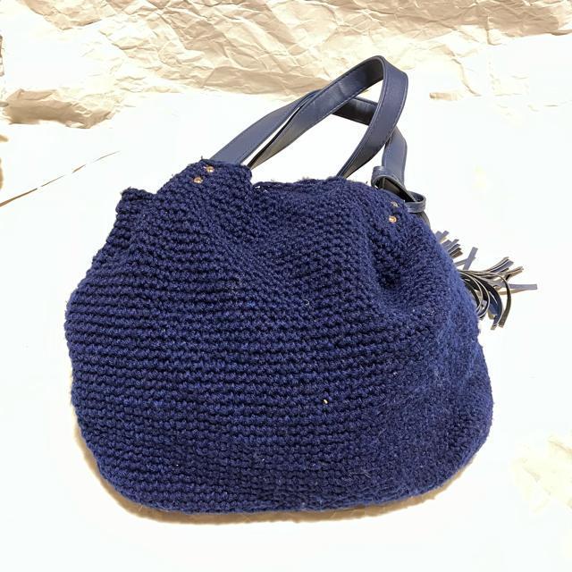 【ノーブランド扱い】 〈お洒落〉ハンドバッグ / ネイビー < 女性ファッション 【ノーブランド扱い】 〈お洒落〉ハンドバッグ / ネイビー < 女性ファッションの